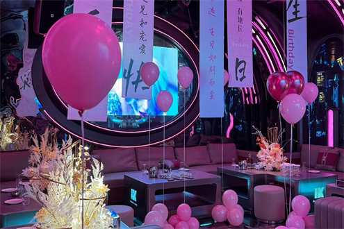 上海火爆夜场招聘女孩公司！大家好好上班